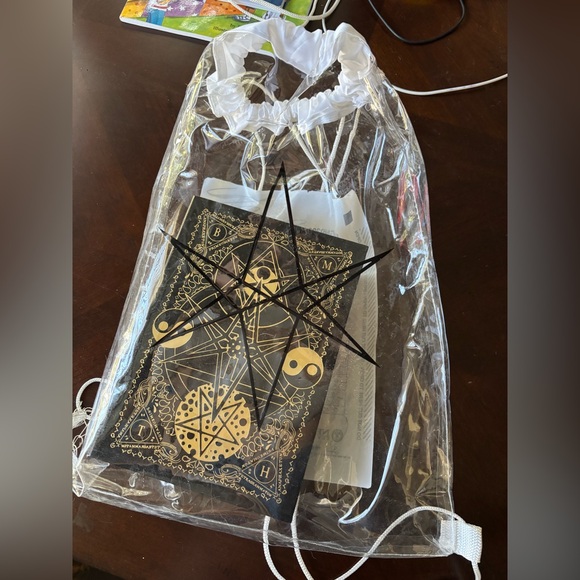 Bring Me the Horizon VIP Set - Picture 7 of 7